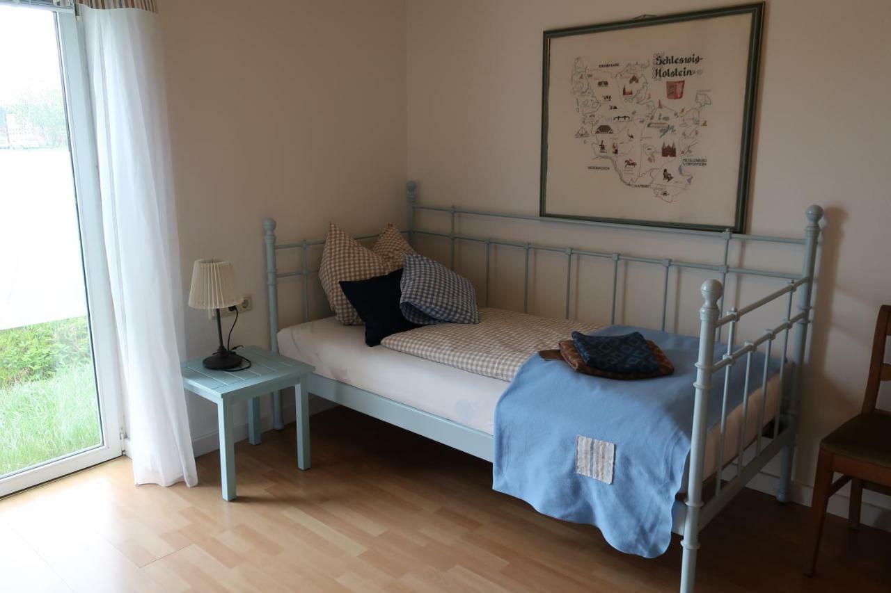Ferienwohnung Rot Hohenfelde  ภายนอก รูปภาพ